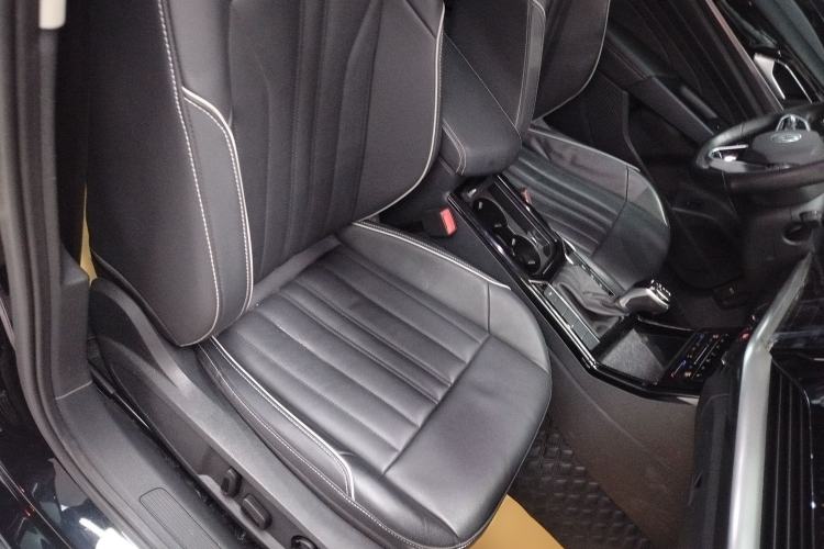 Used Volkswagen Passat 2023 330TSI Starry Elite Edition
