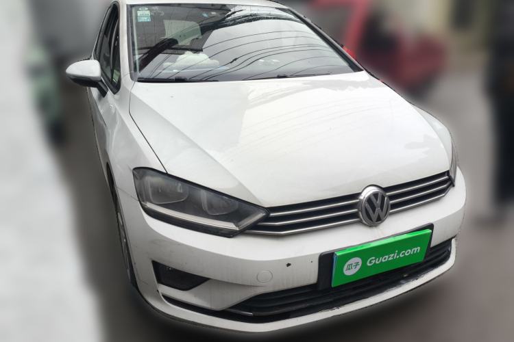 Used Volkswagen Golf Sportsvan 2018 1.6L Automatic Comfort Model Front Right 45 Deg