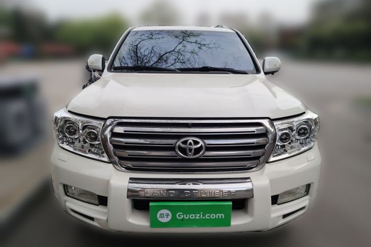 Used Toyota Land Cruiser 2010 4700 Middle East Edition Front