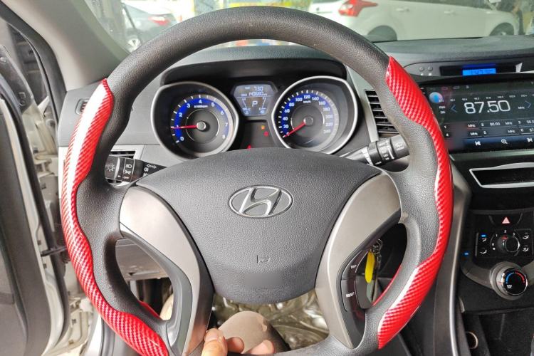 Used Hyundai Elantra (5th Generation / Langdong) 2012 1.6L Automatic Fashion Edition
