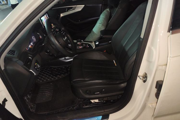 Used Audi A4L 2019 40 TFSI Fashion Version China V