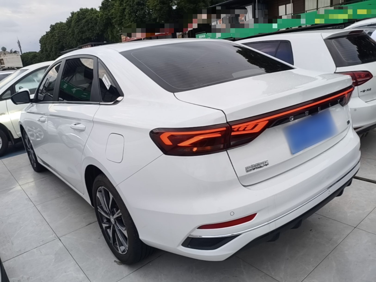 Geely Auto Emgrand 2026 Model 4th Generation 4 Millionth Anniversary Edition 1.5L CVT Feiyue Edition — снимка 4