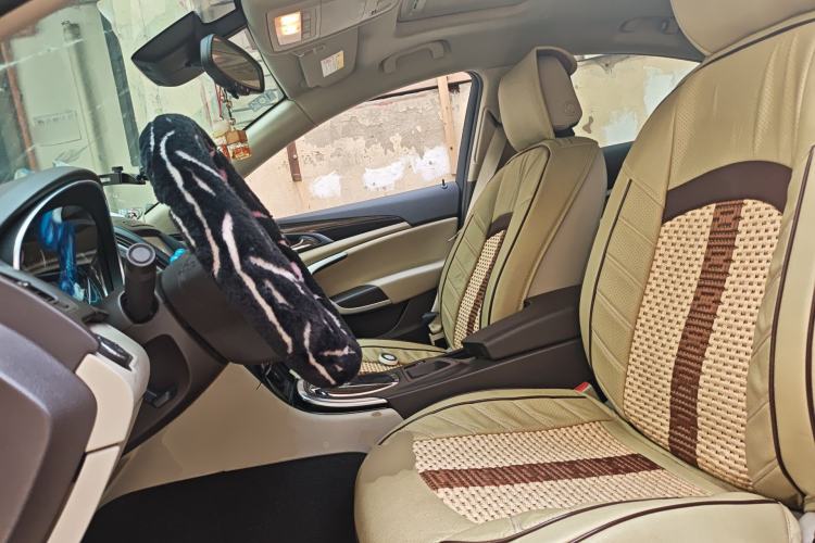 Used Buick Regal 2015 2.0L Elite Fashion Edition Left Front Seat