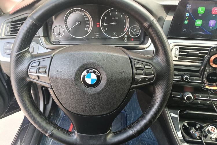 Used BMW 5 Series 2013 520Li Elegant Edition Steering Wheel