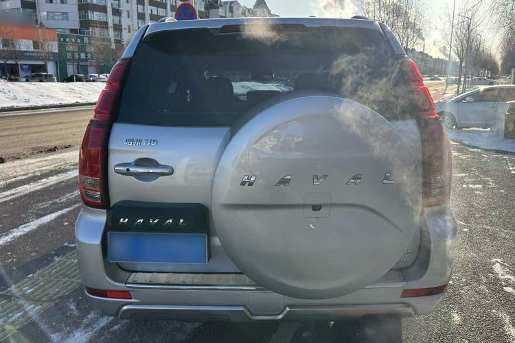 Used Haval H9 2015 2.0T Four-Wheel Drive Luxury 7-Seater Exterior 3