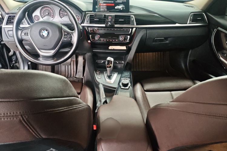 Used BMW 3 Series 2018 318Li Center Console