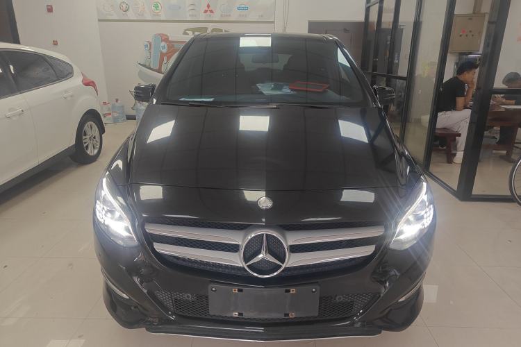 Used Mercedes-Benz B-Class 2015 B 200 Fashion Model Front