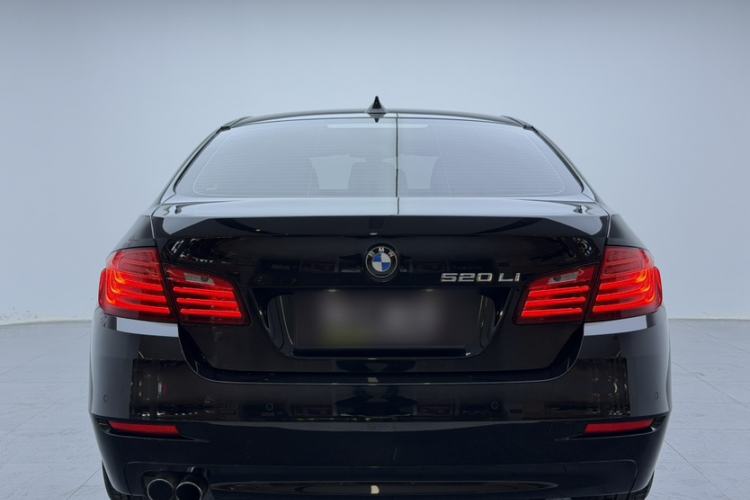 Used BMW 5 Series 2014 520Li Elegant Model
