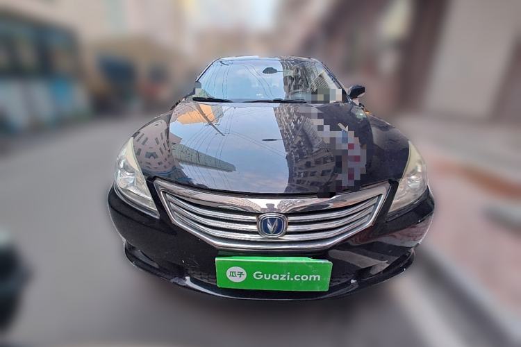 Used CHANGAN Raeton 2013 2.0L Automatic Luxury Version China IV Standard Front