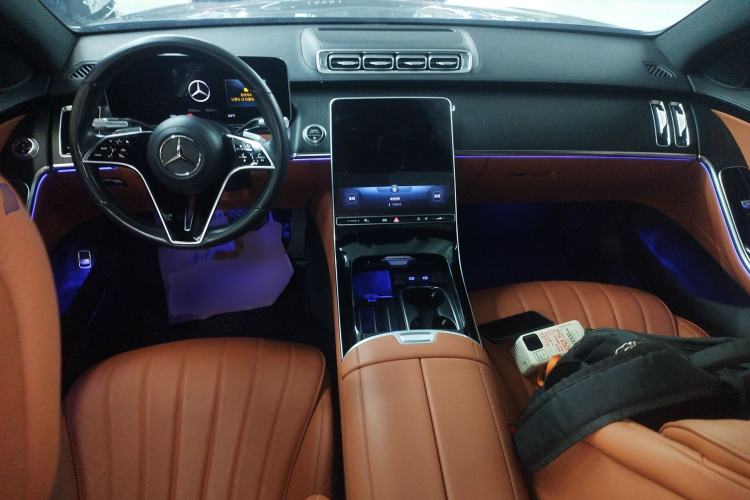 Used Mercedes-Benz S-Class 2023 S 400 L Business Model Center Console