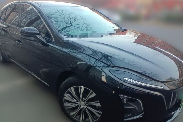 Used Hongqi E-QM5 2022 431 km Charge & Enjoy Edition Front Right 45 Deg