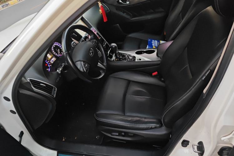 Used Infiniti Q50L 2015 2.0T Enjoyment Edition