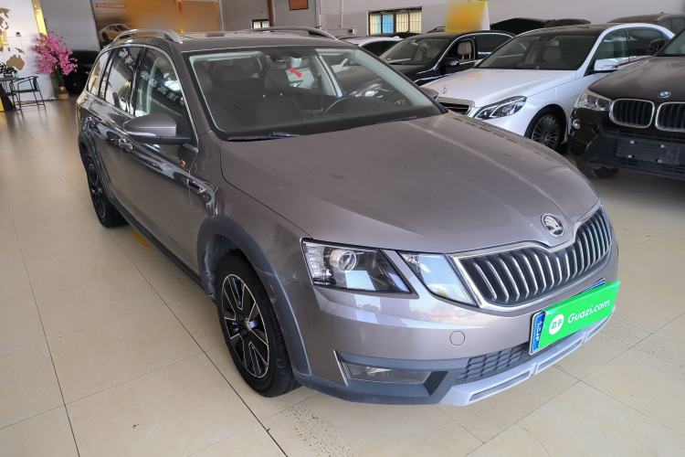 Used Skoda Octavia 2018 Station Wagon TSI230 DSG Luxury Edition