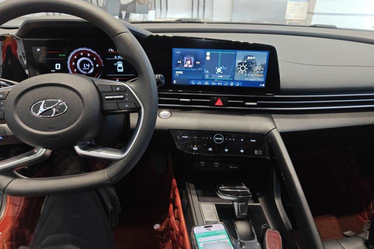 Used Hyundai Elantra 2021 1.5L CVT GLX Elite Edition
