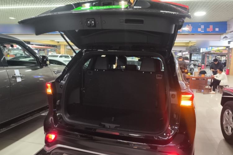 Used Toyota Crown Kluger 2023 2.5L HEV Four-Wheel Drive Luxury Edition
