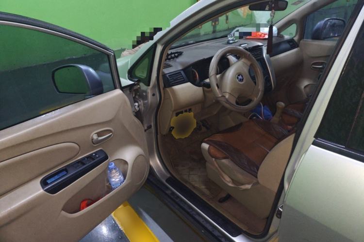 Used Venucia D50 2013 1.6L Manual Fashion Edition