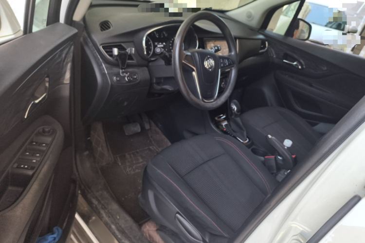 Used Buick Encore 2017 18T Automatic Two-Wheel Drive Urban Fashion Model
