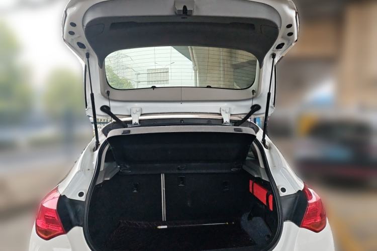 Used Buick GT 2013 XT 1.6L Manual Entry-Level Model