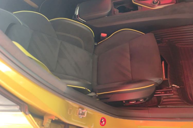 Used Lynk & Co 03 2019 03+ 2.0TD Automatic Wind-Chasing Edition Right Front Seat