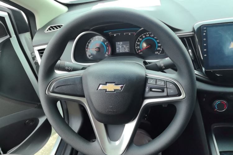 Used Chevrolet Cavalier 2016 1.5L Automatic Xinyue Edition Steering Wheel