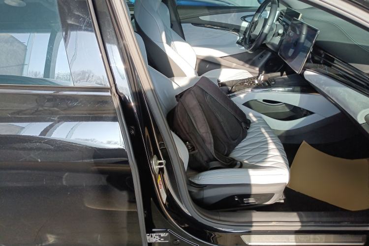 Used BYD Seal 2022 550 km Standard Range Rear-Wheel Drive Prestige Version