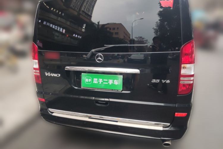 Used Mercedes-Benz Viano 2014 3.5L Premier Edition