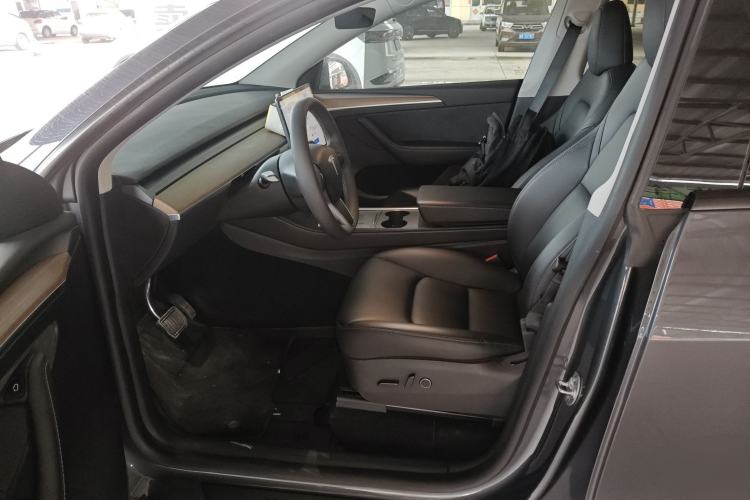 Used Tesla Model Y 2022 Rear-Wheel-Drive Version