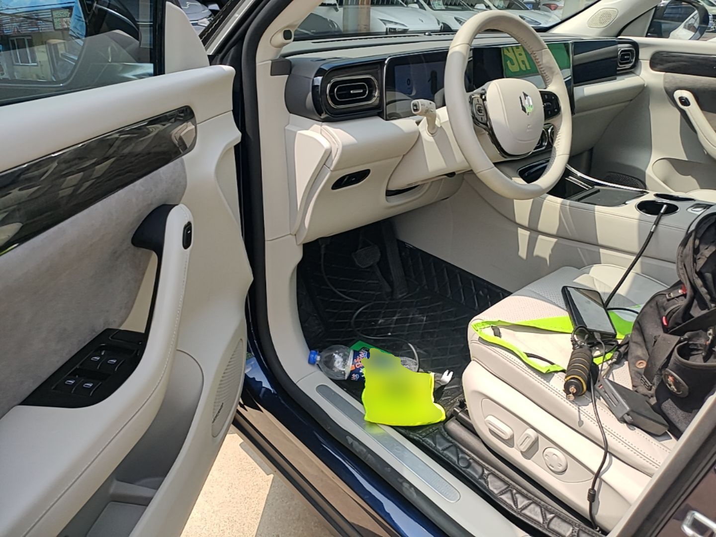 Interior delantero