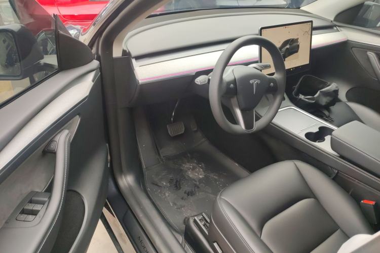 Used Tesla Model Y 2024 Rear-Wheel-Drive Version