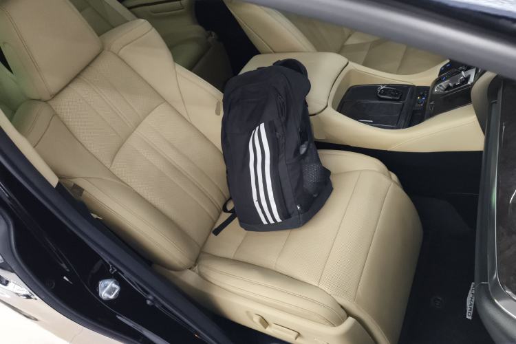 Used Toyota Alphard 2020 Dual-Engine 2.5L Prestige Edition
