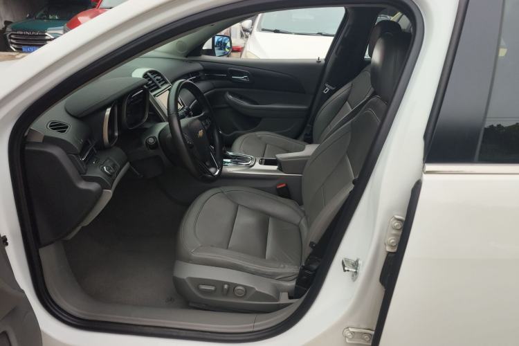 Used Chevrolet Malibu 2014 2.0L Automatic Luxury Edition Left Front Seat