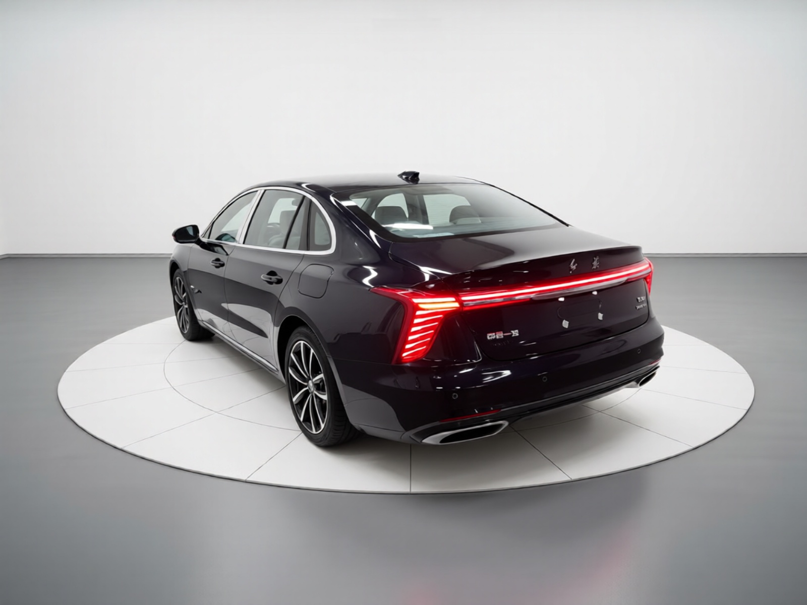 Hongqi H5 PHEV 2025 130 Super Hybrid Version — снимка 4