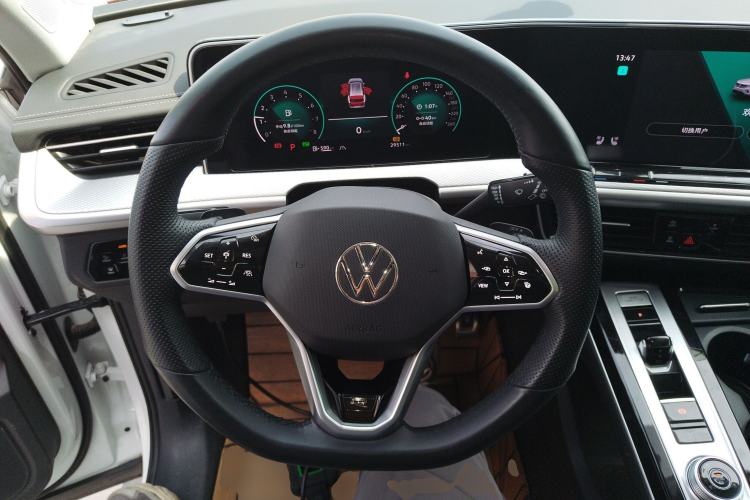 Used Volkswagen Tavendor 2023 380TSI Four-Wheel Drive R-Line Cruise Edition Steering Wheel