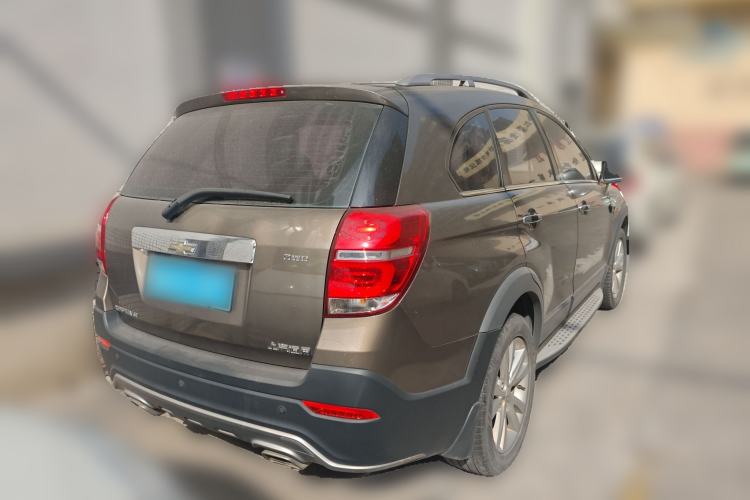 Used Chevrolet Captiva 2017 2.4L 4x4 Flagship Edition 7-Seater