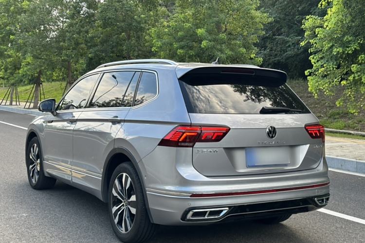 Used Volkswagen Tiguan L 2022 330TSI Automatic Two-Wheel Drive R-Line Enhanced Edition