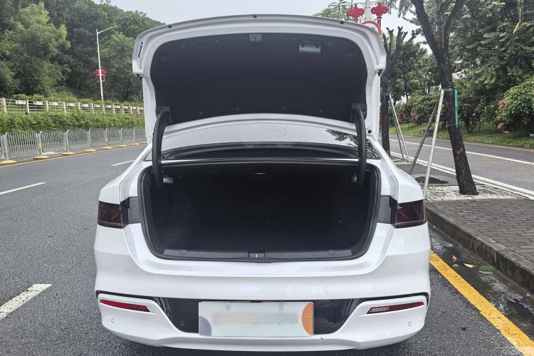 Used BYD Qin PLUS 2024 HONOR Edition DM-i 55KM Leading Model