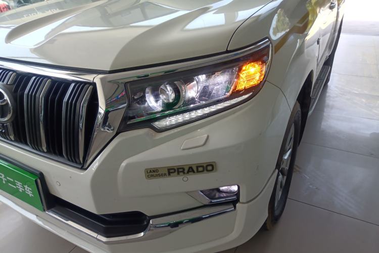 Used Toyota Prado 2019 3.5L Automatic TX-L Deluxe Edition with Rear-Mounted Spare Tire Left Front Headlight