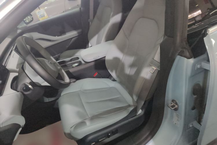 Used Nio ET5T 2023 75 kWh Touring Left Front Seat