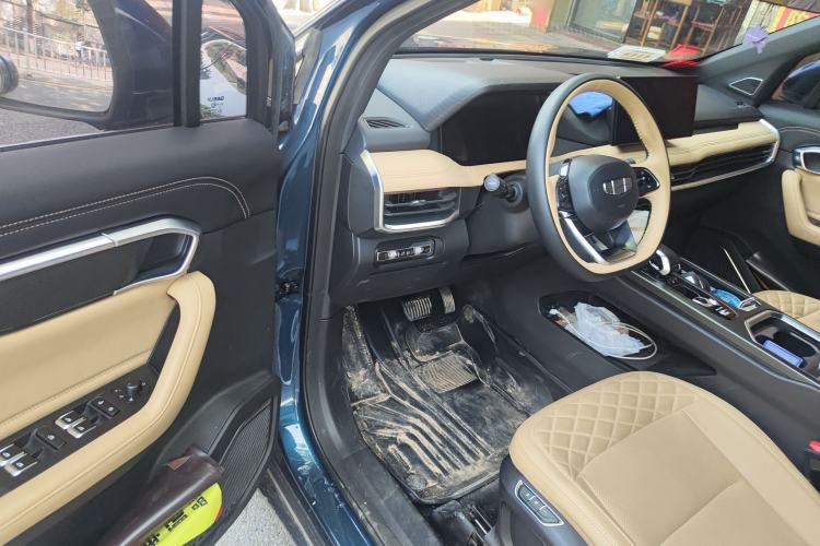 Used Geely Auto Haoyue L 2023 2.0T DCT Flagship Version
