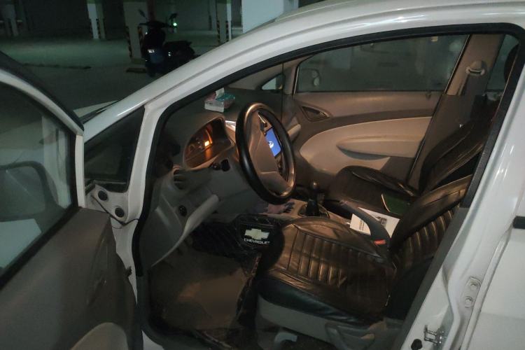 Used Chevrolet Sail 2013 Sedan 1.2L Manual Warm Edition Driver Seat