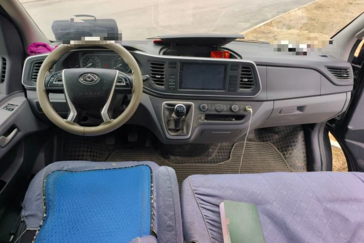 Used SAIC MAXUS Xintu V80 2021 2.0T PLUS Manual City Edition Short Wheelbase Ultra-Low Roof 5/6 Seats