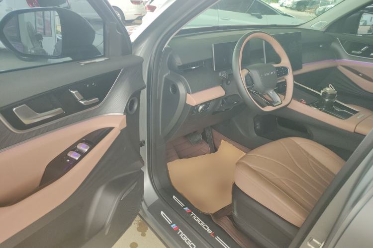 Used Chery Tiggo 8 L 2025 Model 2.0T Two-Wheel Drive Changhong Edition—5 Seaters