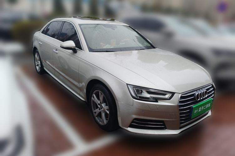 Used Audi A4L 2018 30th Anniversary Edition 40 TFSI Trendy Model Front Right 45 Deg