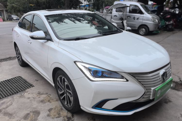 Used CHANGAN Eado New Energy 2019 EV460 Smart Edition Front Right 45 Deg