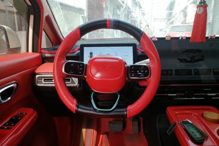 Used AION Y 2023 Younger Steering Wheel