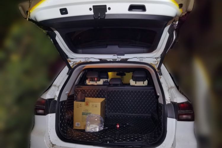 Used Roewe RX5 2016 30T Two-Wheel Drive Automatic Internet Smart Edition
