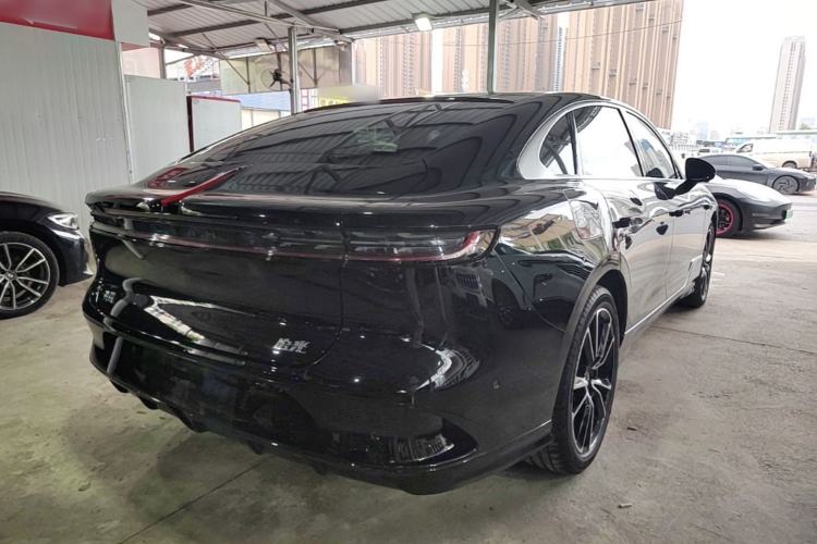 Used VOYAH PASSION 2024 PHEV Four-Wheel Drive Ultra-Long Range Flagship Model Rear Right 45 Deg