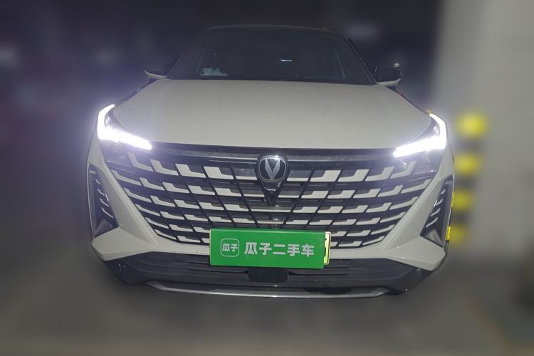 Used CHANGAN UNI-Z New Energy 2024 Blue Whale Smart Electric iDD 125km Leading Model Front