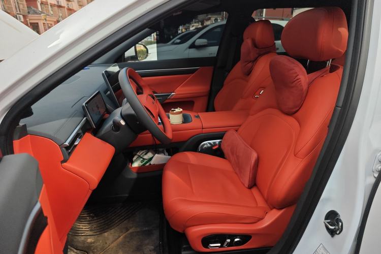 Used Dongfeng eπ eπ008 2024 636Max All-Electric Version 6 Seats Left Front Seat