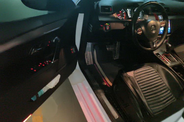 Used Volkswagen FAW-Volkswagen CC 2013 1.8TSI Prestige Model Driver Seat